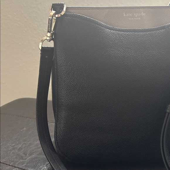 Kate Spade Margaux Leather Crossbody - Picture 3 of 8